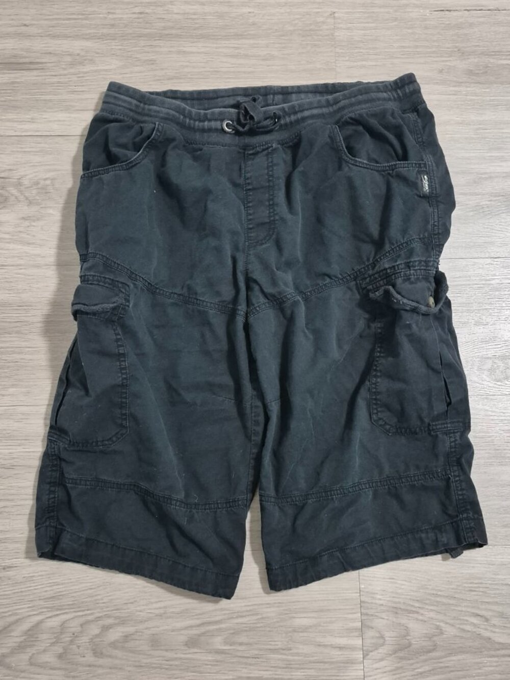 Silver Jeans Co. Black Cargo Shorts – Men's XL